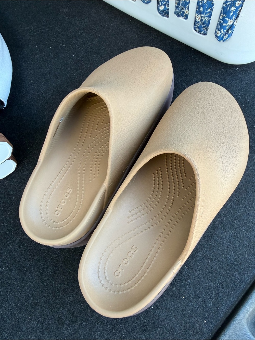 Crocs clogs